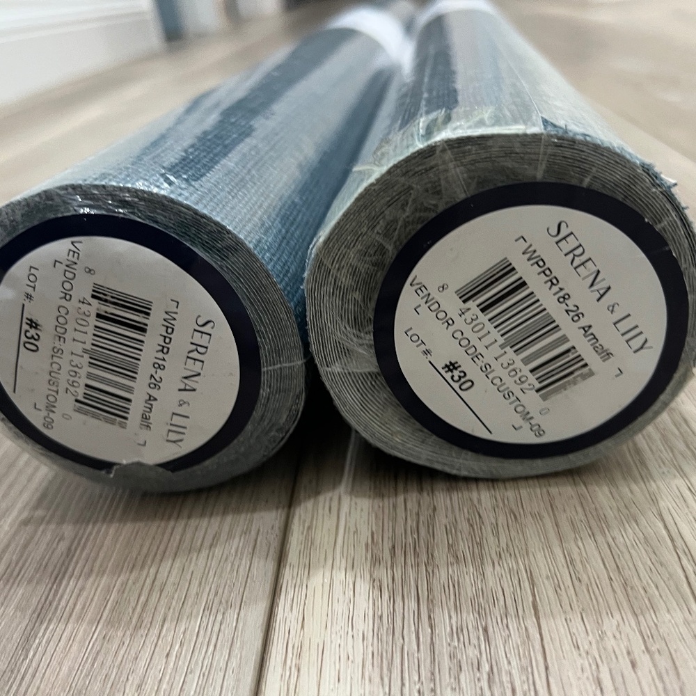 Serena & Lily | Two rolls of Grasscloth Wallpaper - Amalfi Blue color - Picture 4 of 7